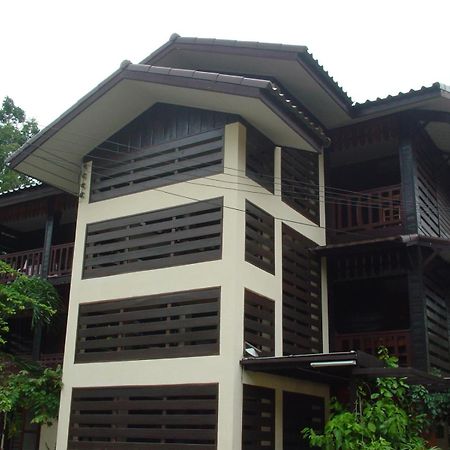 Baan Lotus Guest House فرا ناخون سي أيوتثايا المظهر الخارجي الصورة